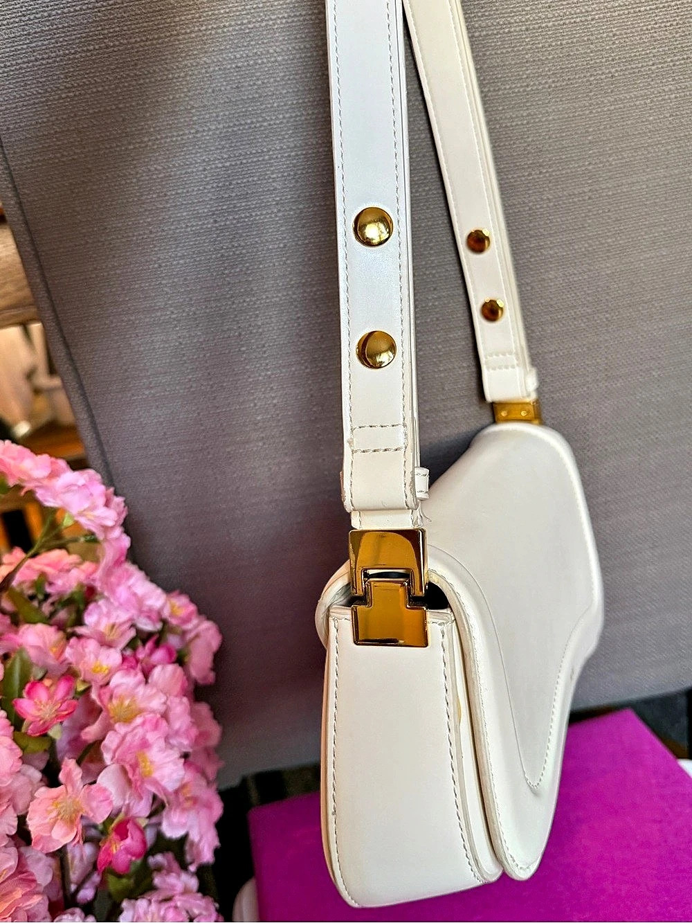 JW PEI Joy Shoulder Bag White - Picture 2 of 15